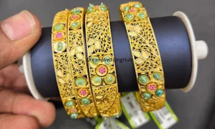 Sri Hari Krishna Nagai Maligai Madurai